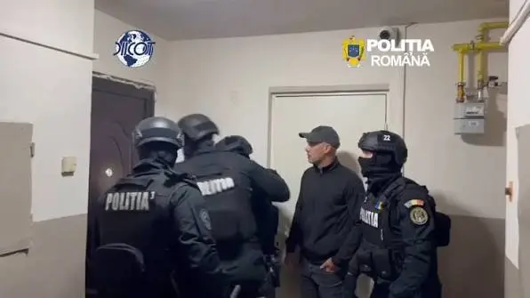 flagrant antidrog Cluj-Napoca - Flagrant antidrog în Cluj-Napoca: 900 g de cristal confiscate