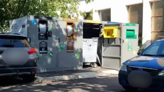 gunoaie Gheorgheni Cluj-Napoca - Gunoaie și șobolani lângă containerele din Gheorgheni