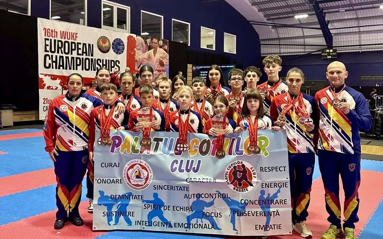karate Palatul Copiilor Cluj - Karate: 27 de medalii pentru sportivii Palatului Copiilor Cluj