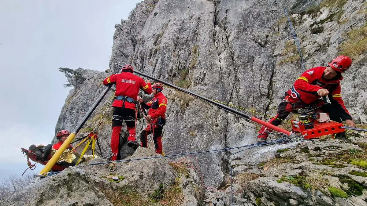 Salvamont Cluj, două intervenții în 24 de ore pe munte