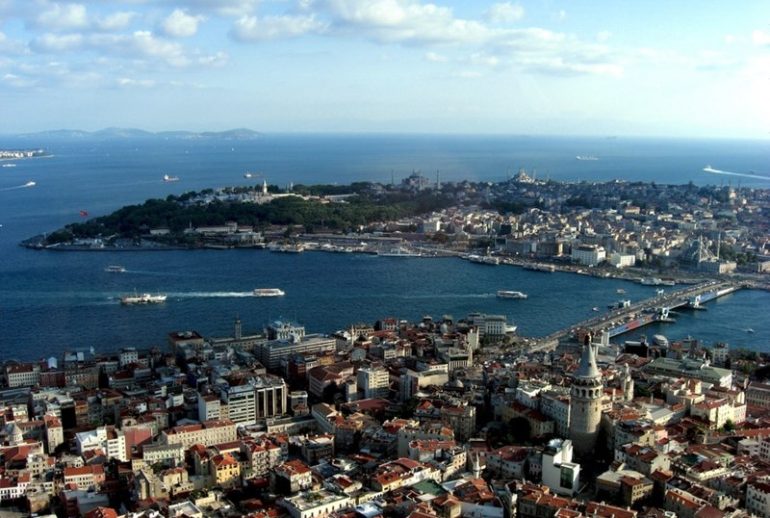 800px-Istanbul2010
