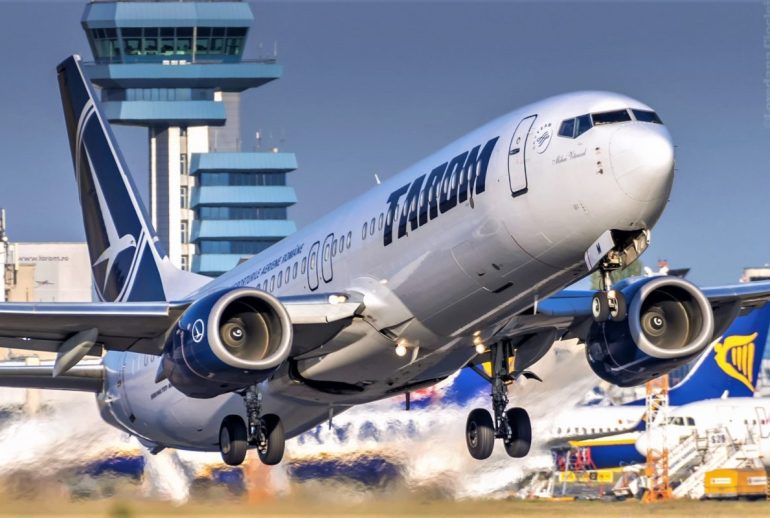 Avion TAROM
