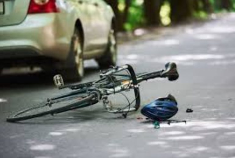 Biciclist accidentat