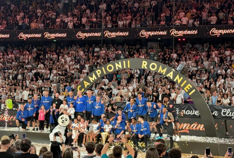 Campionii Romaniei