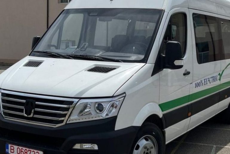 Cartolină-microbuze-școlare-electrice-e1725957949928-3l46dxb9mscbp2jcedgtu2