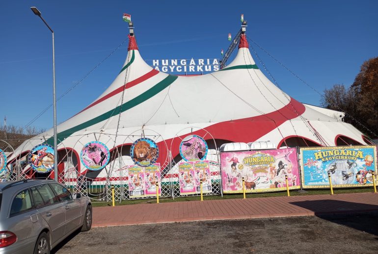 Circul Hungaria-3