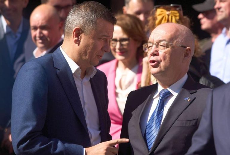 Crin Antonescu Files Candidacy for 2025 Romanian presidential elections, Bucharest, Romania Bucharest, Romania. 9th Mar, 2025: Sorin Grindeanu, Minister of Transport, speaks with Emil Boc, mayor of Cluj-Napoca, while Crin Antonescu, the pro-European parties candidate for the 2025 Romanian presidential elections, files his candidacy at the Central Electoral Bureau. Bucharest Romania Copyright: xLucianxAlecux