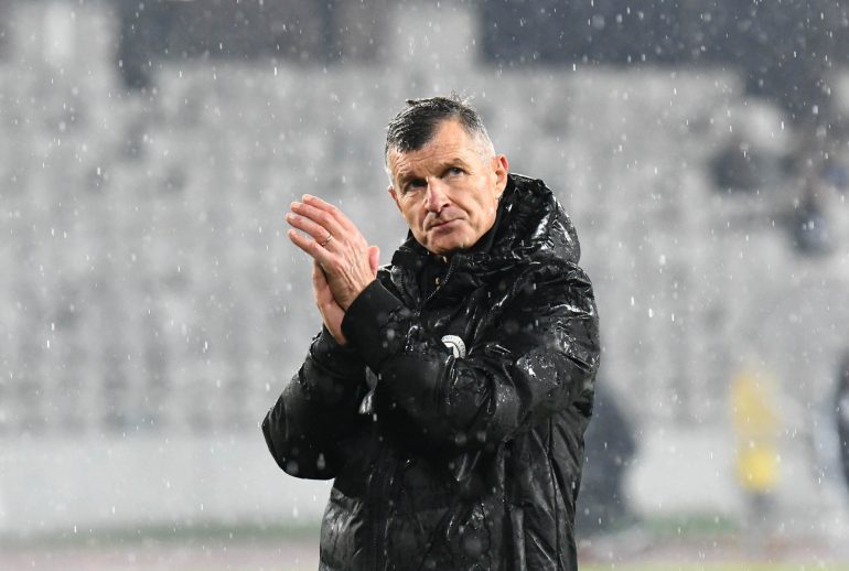 FC Universitatea Cluj v FC Voluntari - Romania SuperLiga1 Portrait of Ioan Ovidiu Sabau, head coach of Universitatea Cluj during Romania Superliga: FC U Cluj - FC Voluntari, disputed on Cluj-Arena, 20 January 2023 Cluj-Napoca Romania PUBLICATIONxNOTxINxFRA Copyright: xFlaviuxBuboix originalFilename:buboi-notitle230120_npZD2.jpg