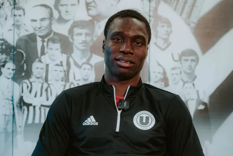 INTERVIU-Taiwo-banner
