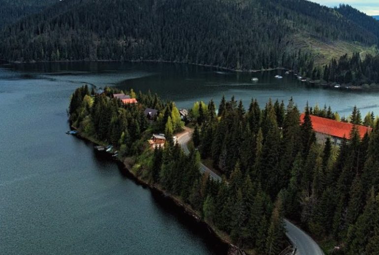 Lacul-Belis-Fantanele-3m31uoewrdaxp398ioo8ay
