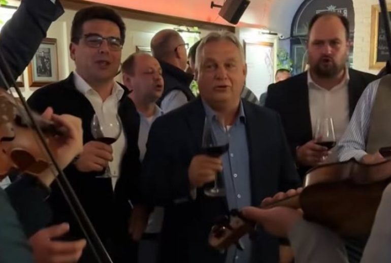 Viktor Orban petrecere la Cluj