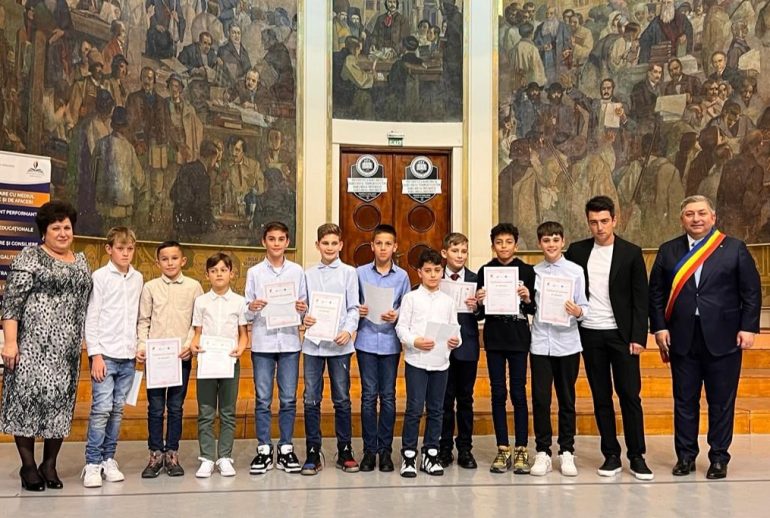 elevi premiati1