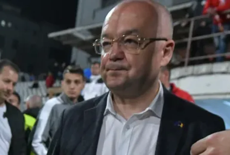 https___www.prosport.ro__wp-content_uploads_2026_04_dinamo-bucuresti-universitatea-cluj-baraj-liga-1-casa-pariurilor-29052022-scaled-e1776803692388-1400x877