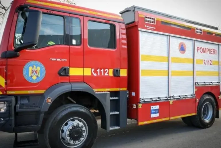 Incendiu la o semiremorcă pe centura Vâlcele–Apahida