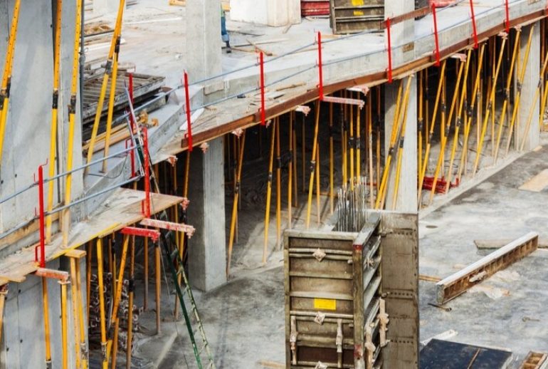 view-construction-work-site_1398-2992-1_edit_846057193172461